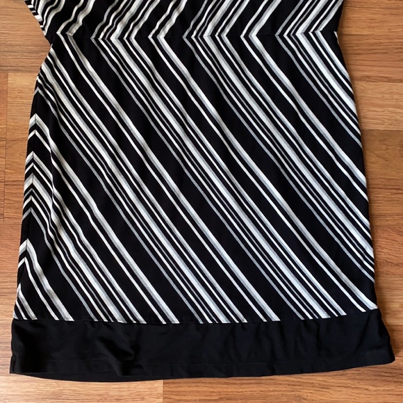 WHBM black and white striped dress, size small - Picture 4 of 7
